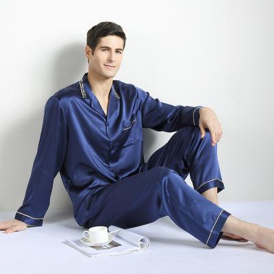 China Mens Silky Sleepwear Pajamas Breathable Satin Pajamas Set Mens Silk Sleepwear Set Long Buttoned Loungewear for sale