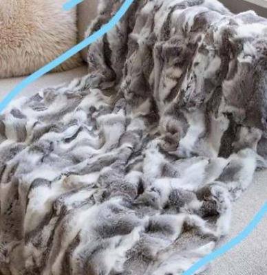 China Viable Wholesale Chinchilla Rex Rabbit Fur Blanket Real Factory Price Custom Order Fur Throw Blanket for sale