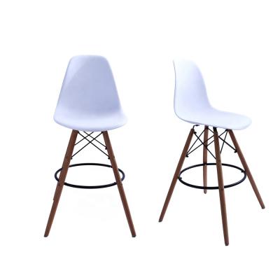 China Modern Creative Cafe Lounge Restaurant Bar Chair Industrial Stool Bar Chair for sale