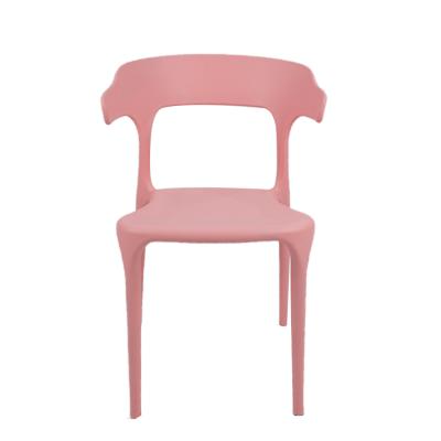 China Super Comfortable Restaurant PP Chair Modern Plastic Stacking Horn Cafe Chairs Modern Plastic Chair for sale