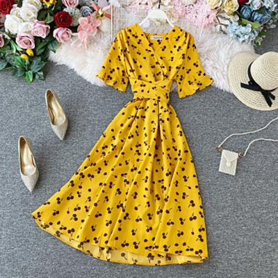 China Summer Anti-Static Women's French Style Short Ruffle Sleeve A Line Midi Dress V-Neck Beach Printed Dresses With Belt for sale