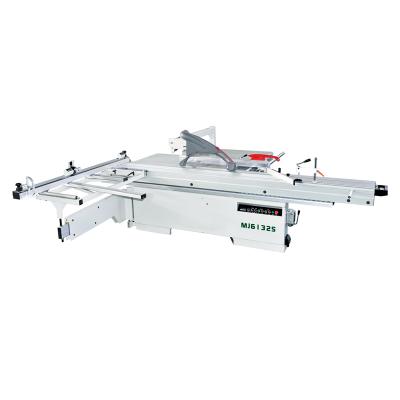 China Plywood Horizontal Sliding Table Saw Cutting Machine For Furniture Manufactures for sale