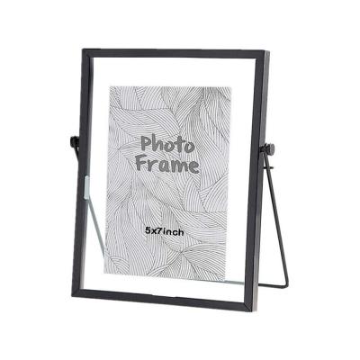 China Home Decoration 5x7inch Creative Iron Picture Frame Geometric Glass Metal Stereo Photo Frame for sale