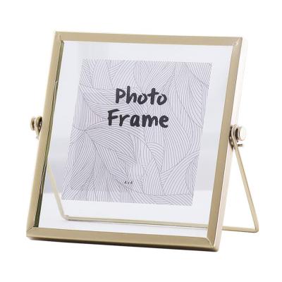 China Home Decoration 4x4inch Geometric Metal Picture Frame Iron Photo Frame for sale