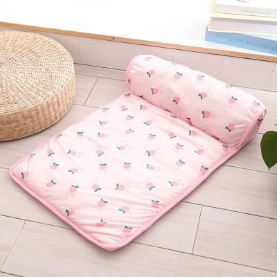 China Summer Pet Cooling Bed CoolCore Fabric Kennel Cat Dog Mat Cute Dog Cooling Beds With Pillow for sale