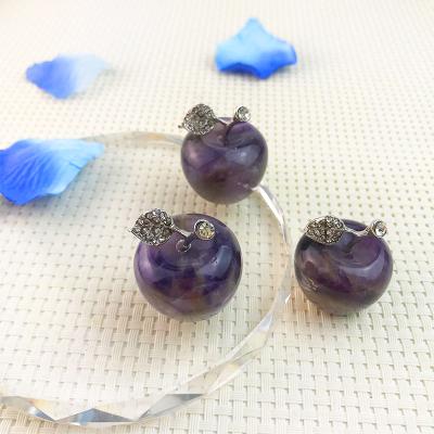 China Appreciate Natural Crystal 30mm Vivid Apple Crystal Popular And Beautiful Design Amethyst For Christmas Gifts for sale