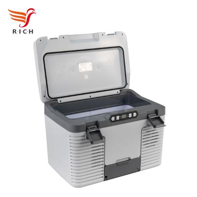 China Portable 12V 220V 20L Camping Dual-Use Box New Car Bus Truck Boat Cooling and Heating Mini Refrigerators for Car and Home Use for sale