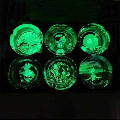 China Creative Cute Logo Custom Made Lasting Glow in Dark Glass Tobacco Cigarette Smoking Ashtray for sale