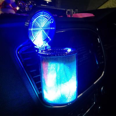 China Durable Wholesale Plastic Car Light Colorful Luminous Glow Car Ashtray Luxury Led Ashtray for sale