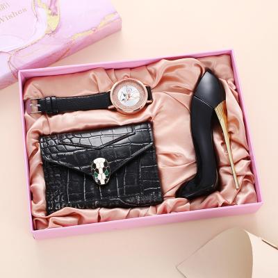 China Women Novelty Girl Watch Gift Set Fashion Wrist Watch Set For Women With Wallet And Perfume for sale