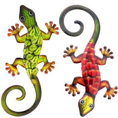 China Hot Selling Firm Set of 2 Gecko Shape Buddha Wall Decor Custom Color Metal Iron Wall Decor Hanging for sale