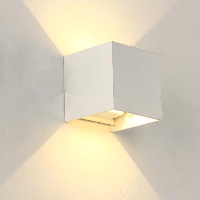 China Residential Modern Minimalist Aluminum Adjustable Waterproof Aluminum Adjustable Garden Porch Light Square IP65 Outdoor Wall Light for sale