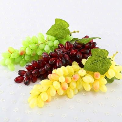 China Photography Props Artificial Photography Props Window Display Decoration PU Raccoon Model Home Hanging Fruit Grapes Group for sale