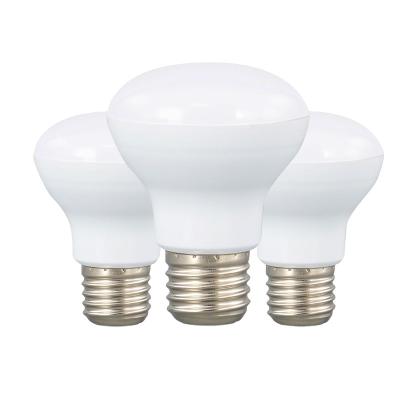 China Residential Wholesale Energy Saving Indoor Replacement High Brightness E27/B22 Led Bulb Lights for sale