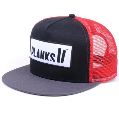 China JOINT Wholesale Custom Embroidered Flat Bill Trucker Hat Snapback Mesh Hat for sale