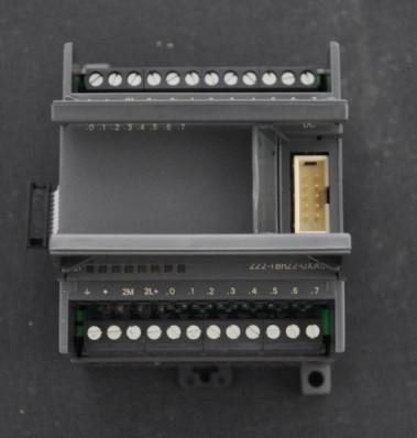 China Regulador de programación de UniMAT EM222 16DO Siemens compatible 6ES7222-1BH22-0XA0 en venta