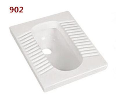 China Sanitary Ware foot-installation into the earth Bathroom Ceramic Squatting Pan W.C. for sale