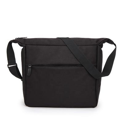 China Comfortable Men Sling Bag Men Messenger Bag Male Small Messenger Bag for sale