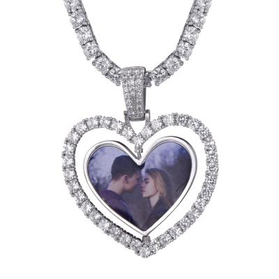 China 2020 TRENDY Hiphop Iced Out Gold Custom Rotating Photo Heart Pendants Necklace 3D Crystal Image Pendant for sale