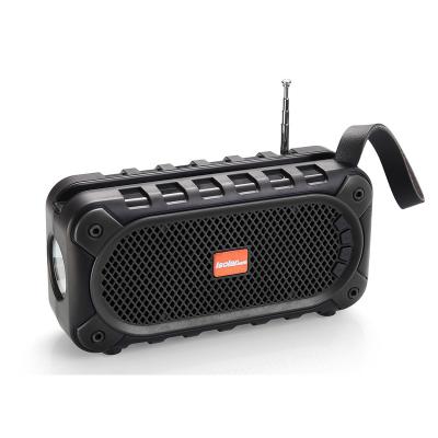 China 2022 most popular multifunctional active outdoor portable wireless radio speaker IS-X26 with solar panel for sale