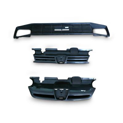 China P20/718/738/NAK80/S136/2738/2316/H13 China Custom Make ABS Resin Design Plastic Injection Molding Automobile Motorcycle Spare Parts Enclosures Accessories Manufacturer for sale