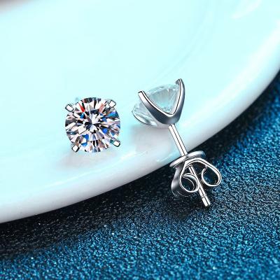 China New FASHIONABLE 925 Sterling Silver Diamond Earrings Jewelry Desgin 1 Carat 2 Carat Stud Moissanite Earrings for sale