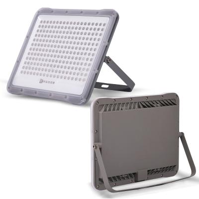 China IP65 ROAD Waterproof Sports Slim Led Solar Flood Light Warm White Warm White 200w 300w Led Solar Powered Flood Lights 3000k 6000k for sale