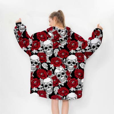 China 2021 Large Plush Sherpa Plush Flannel Custom Printing Anti-static Wearable Covering Hoodie Blanket For Women Men for sale