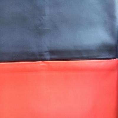 China 100%POLYESTER TAFFETA SINGLE DYED SHINY SINGLE COATING FABRIC 80GSM for sale