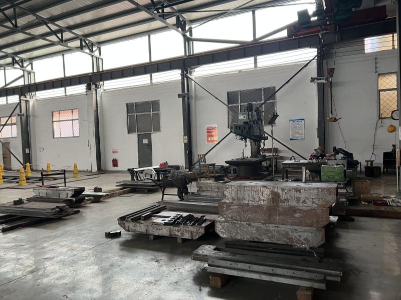 Geverifieerde leverancier in China: - Cangzhou Huachen Roll Forming Machinery Co., Ltd.