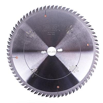 China CTT 300*96T T Tension Ring Factory Sale HQ 75CR1 Material Saw Blade For Laminate Panels Wood Cutting for sale