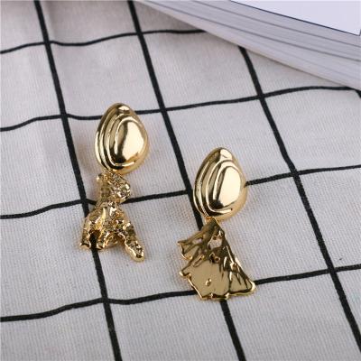 China BOHEMIA Xus Asymmetrical Metal Geometric Stud Earrings Alloy Flower Earrings for sale