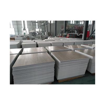 China Factory outlet quality guarantee modern pvc waterproof anti slip modern floor plank/spc/plastic vinyl flooring for malls for sale