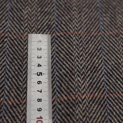 China Viable stain mixed color, herringbone twill, wool coat 475g spring and autumn men and women coat suit wool blended wool fabric for sale