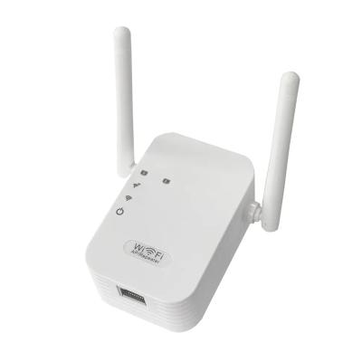 China Long Range Home WiFi Repeater 1200Mbps 2.4 Dual Band 2-Antenna WiFi Range Extender / Signal Booster Home for sale