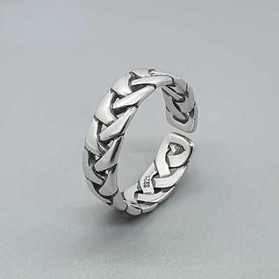 China Custom Made Lead Free Nickel Free Twist Band Ring For Men Vintage Fine Jewelry 925 Sterling Silver For Engagement Party for sale