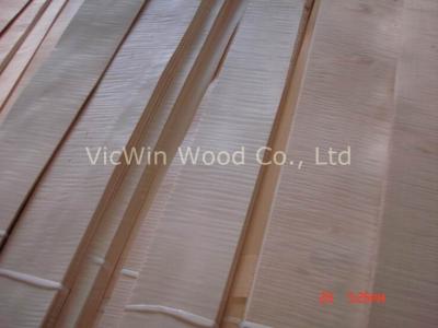 China Quarter Cut Sycamore Figured Veneer For Interior Decoration for sale