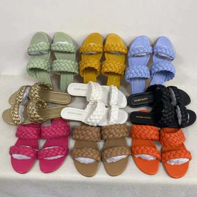 China Fashion Trend 9Colors Weave Women Slipper Ladies Slippers Casual Open Toe Outdoor Beach Sandal Flip Flat Heel Summer Shoes for sale