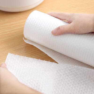 China Soft Comfortable High Quality Home Use Disposable Cleaning Kitchen Oil Roll Interfold Kitchen Paper Paper for sale