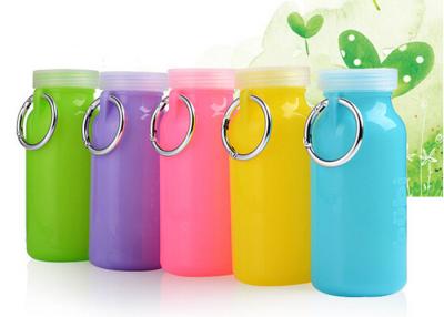 China Food Grade Silicone Kitchen Tools Folding Silicone Water Bottle Of Capacity 14oz for sale