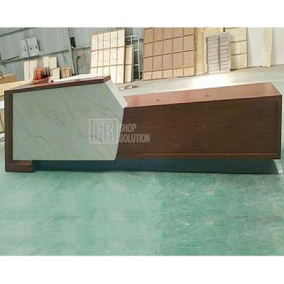 China Automotive Lounge Wooden and Marble Front Counter Reception Desk Wooden Look Airport Hotel Library Look Bail Design and Marble for sale