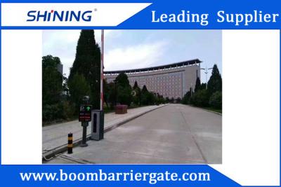 China 60 W Retractable steel Parking Lot Barrier Gate For Vehicle access Management for sale