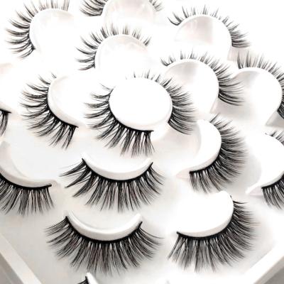 China 25-30 Bulk False Eyelash 100% Real Mink Fur Handicraft Wholesale 3d Periods False Mink Fluffy Eyelash Lashes for sale