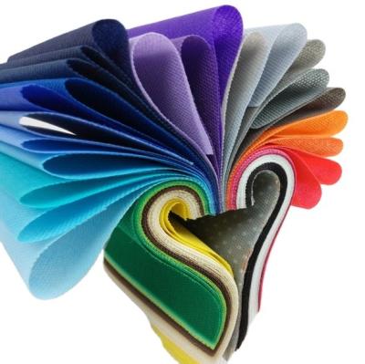 China Wholesale price pp waterproof material factory colorful non woven fabric for sale