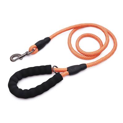 China Wholesale Customized Manufacturers Wholesale Reflective Round Rope Explosion-proof Red Nylon Pet Dog Rope Walking Belt Strong And Durable for sale