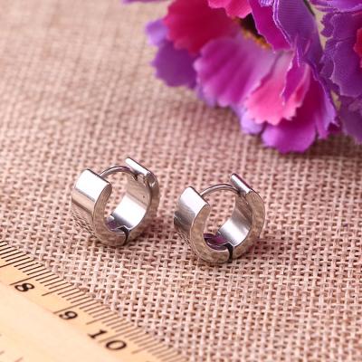 China Trendy Jewelry Men's Chunky Black Steel Gold Stainless Steel Clip Huggie Earrings Punk Circle for sale