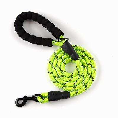 China Custom Durable Safety Adjustable Retaining Belt Reflective Hands Free Dog Leash for sale