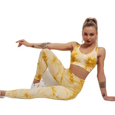 China Sweat-Wicking In Running Custom Sport Clothes Ladies Gym Fitness Active Wear High Waisted Leggings 2 Pieces Set Seamless Yoga Set for sale