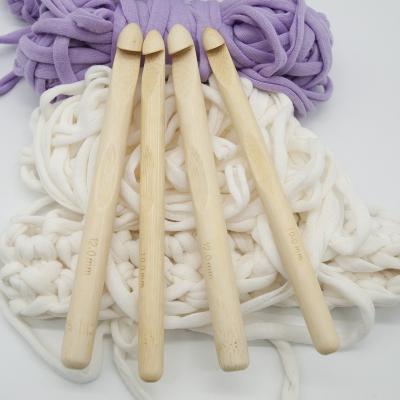 China 10 Crochet Hooks Durable 12mm Bamboo Knitting Needles for sale