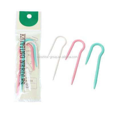 China Weave Craft Colorful Plastic Cable Knitting 15.5cm x 4.5cm Needle Shaped Stitch Needles 